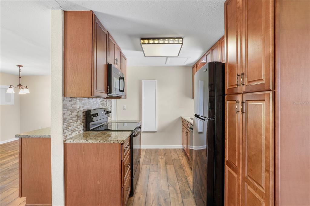 En Venta: $275,000 (3 camas, 1 baños, 1076 Pies cuadrados)