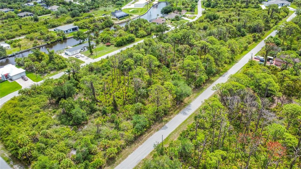 На продажу: $15,000 (0.23 acres)