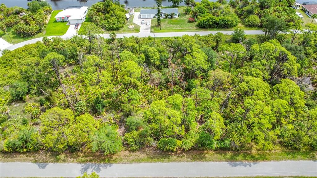 На продажу: $15,000 (0.23 acres)