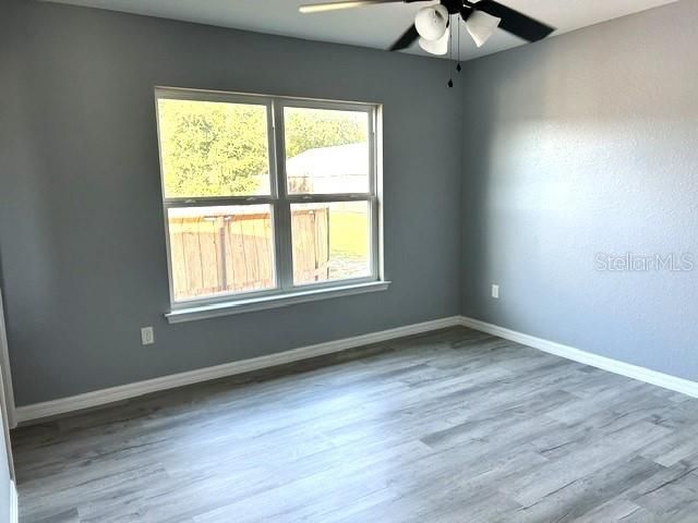 For Sale: $227,500 (3 beds, 2 baths, 1089 Square Feet)