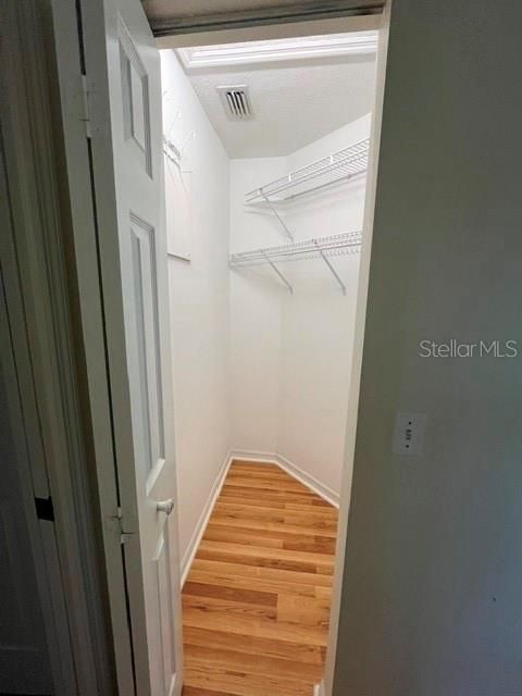 For Rent: $1,900 (3 beds, 2 baths, 1552 Square Feet)
