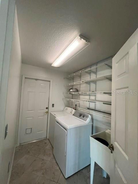 For Rent: $1,900 (3 beds, 2 baths, 1552 Square Feet)