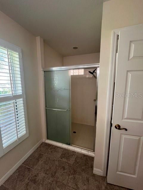 For Rent: $1,900 (3 beds, 2 baths, 1552 Square Feet)