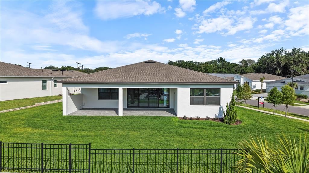 En Venta: $699,990 (3 camas, 3 baños, 2554 Pies cuadrados)