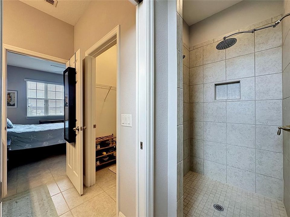 For Sale: $395,000 (4 beds, 3 baths, 2231 Square Feet)
