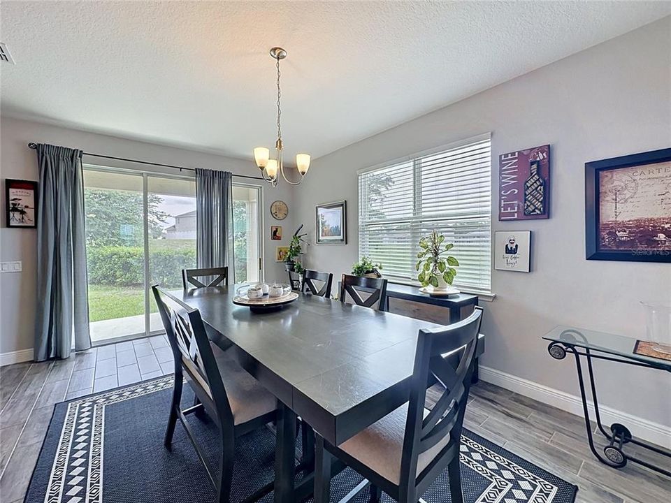 For Sale: $395,000 (4 beds, 3 baths, 2231 Square Feet)