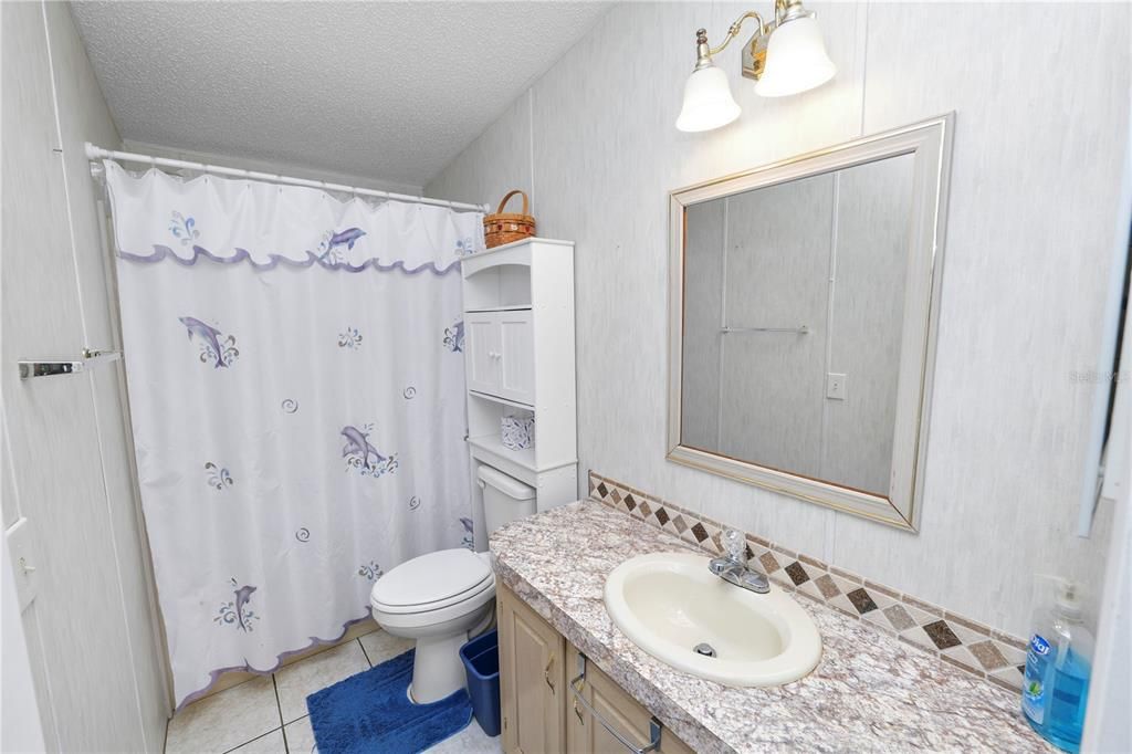 En Venta: $195,000 (3 camas, 2 baños, 1404 Pies cuadrados)