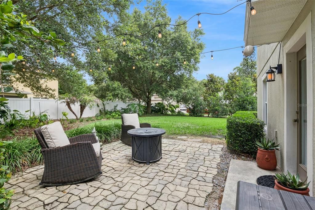 En Venta: $365,000 (4 camas, 2 baños, 2013 Pies cuadrados)