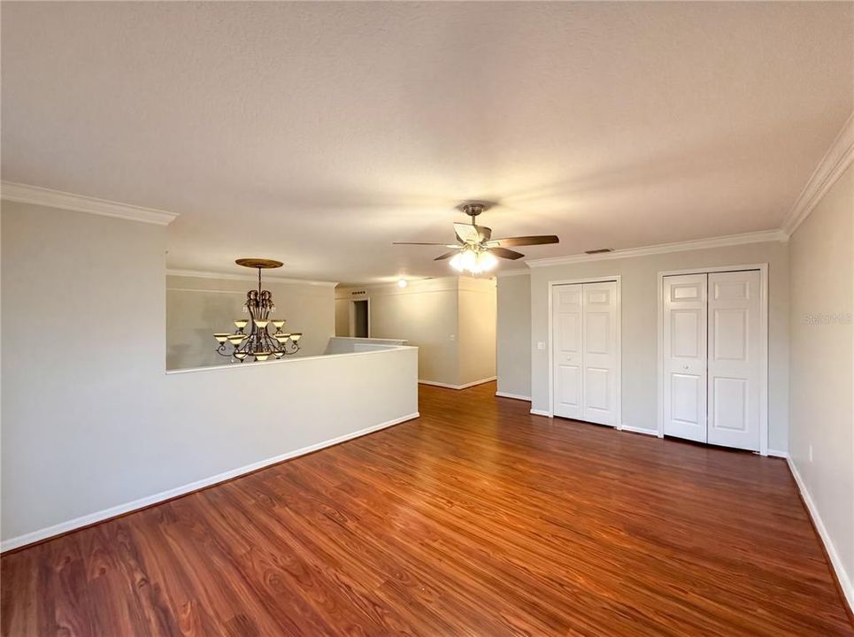 For Sale: $515,000 (6 beds, 4 baths, 3952 Square Feet)