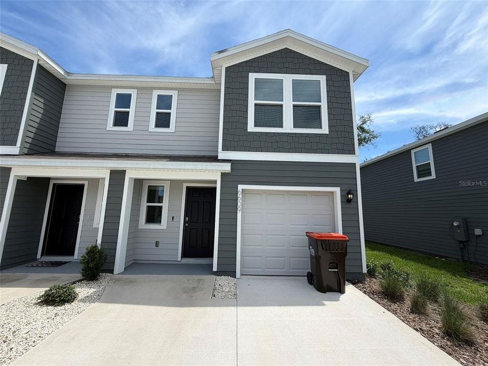 For Rent: $1,750 (3 beds, 2 baths, 1458 Square Feet)
