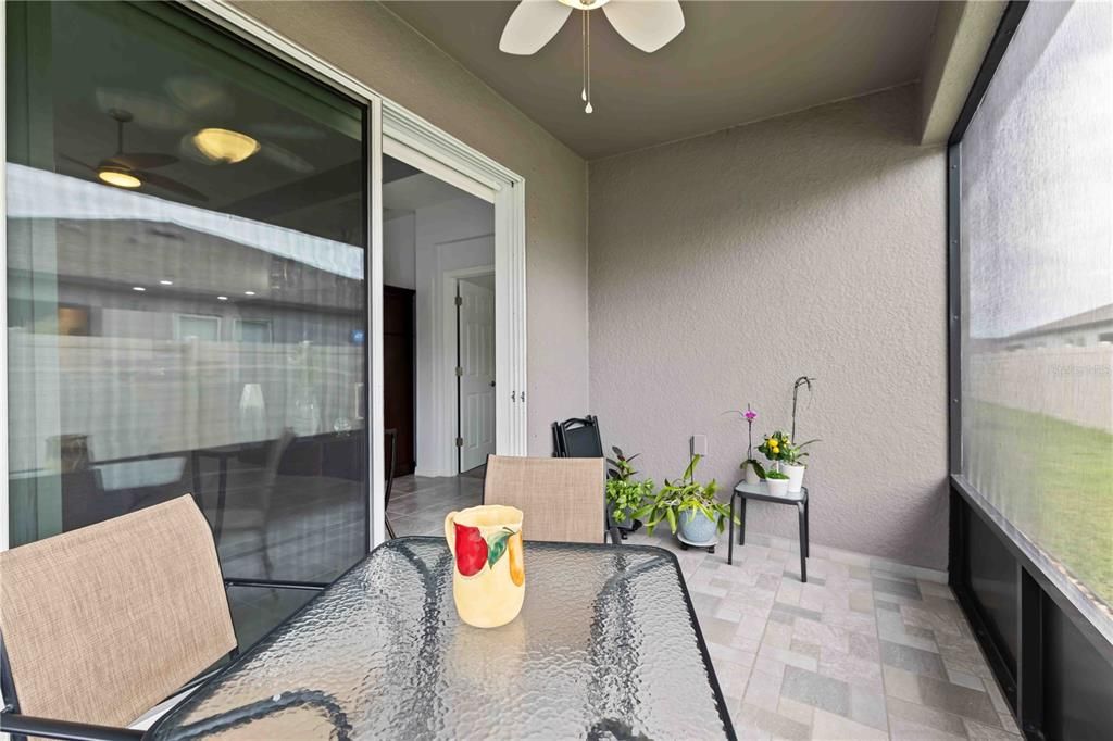 En Venta: $409,900 (2 camas, 2 baños, 1619 Pies cuadrados)