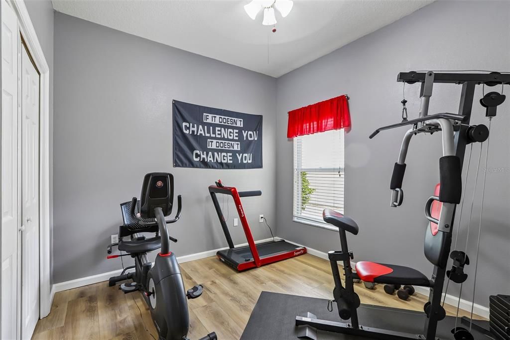 For Sale: $450,000 (4 beds, 2 baths, 2494 Square Feet)