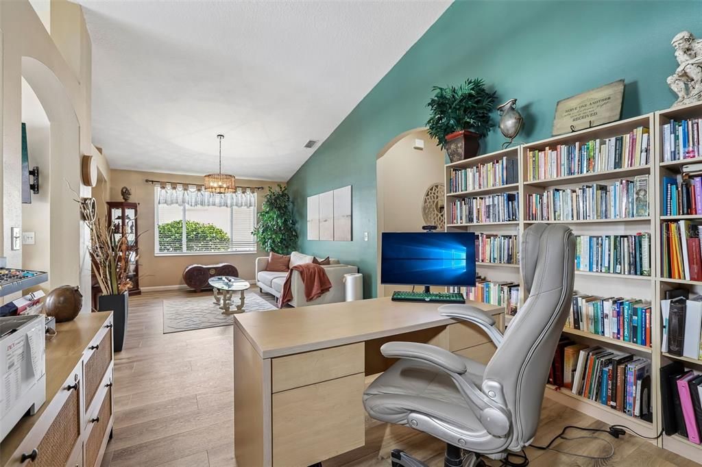 For Sale: $450,000 (4 beds, 2 baths, 2494 Square Feet)