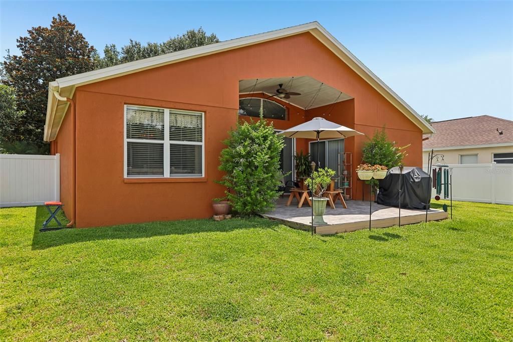 For Sale: $450,000 (4 beds, 2 baths, 2494 Square Feet)
