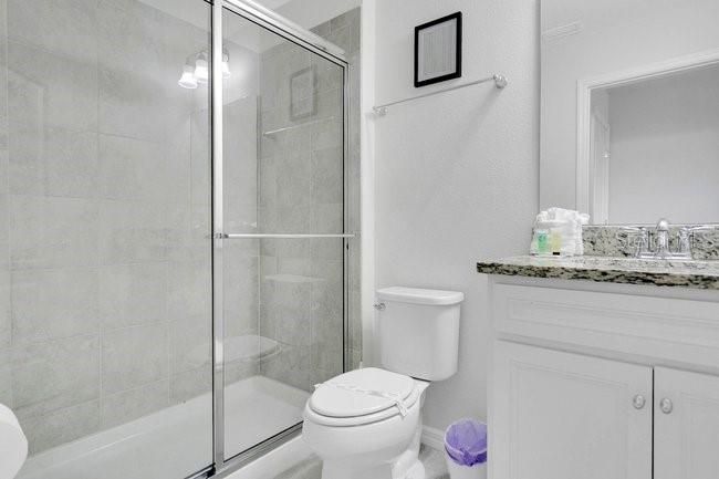 For Sale: $445,000 (5 beds, 4 baths, 2263 Square Feet)