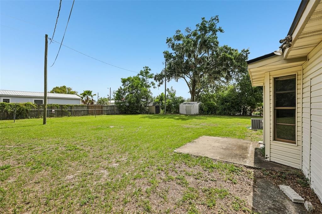 For Sale: $265,000 (2 beds, 2 baths, 1232 Square Feet)