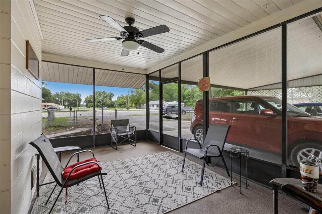 For Sale: $265,000 (2 beds, 2 baths, 1232 Square Feet)