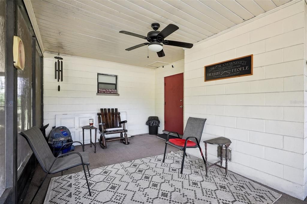 For Sale: $265,000 (2 beds, 2 baths, 1232 Square Feet)