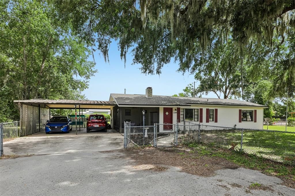 For Sale: $265,000 (2 beds, 2 baths, 1232 Square Feet)