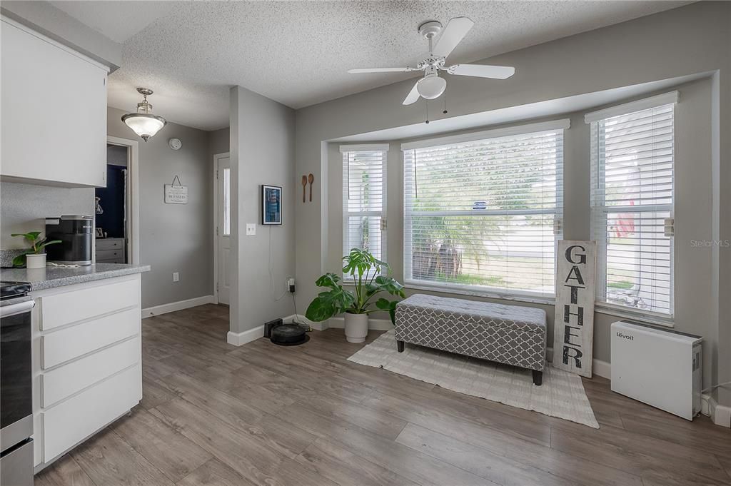 For Sale: $285,000 (3 beds, 2 baths, 1442 Square Feet)