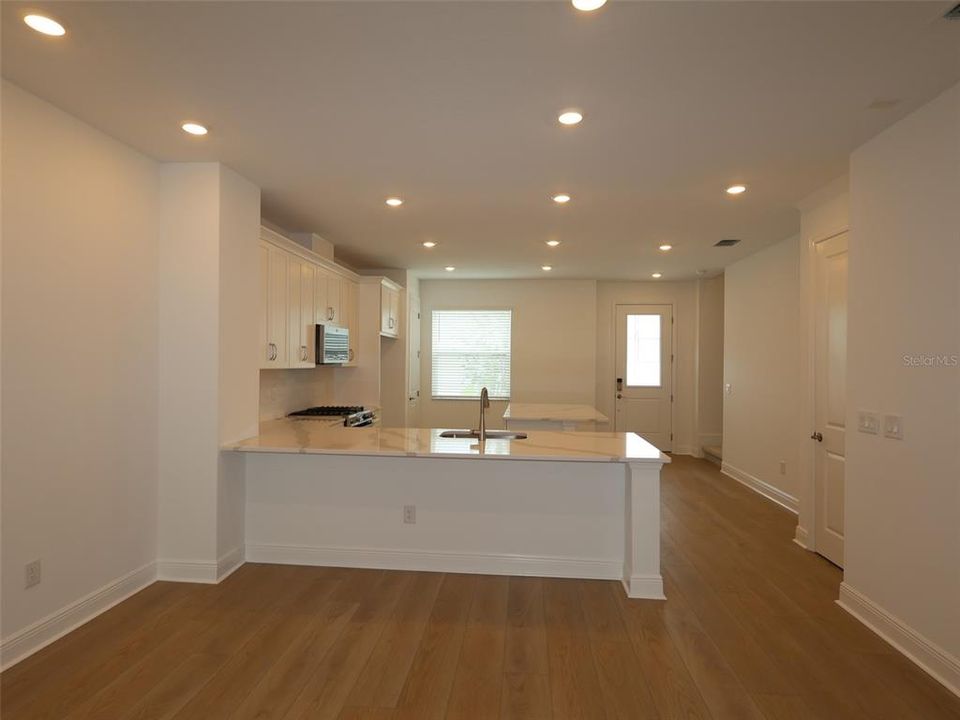 For Sale: $425,999 (3 beds, 2 baths, 1702 Square Feet)