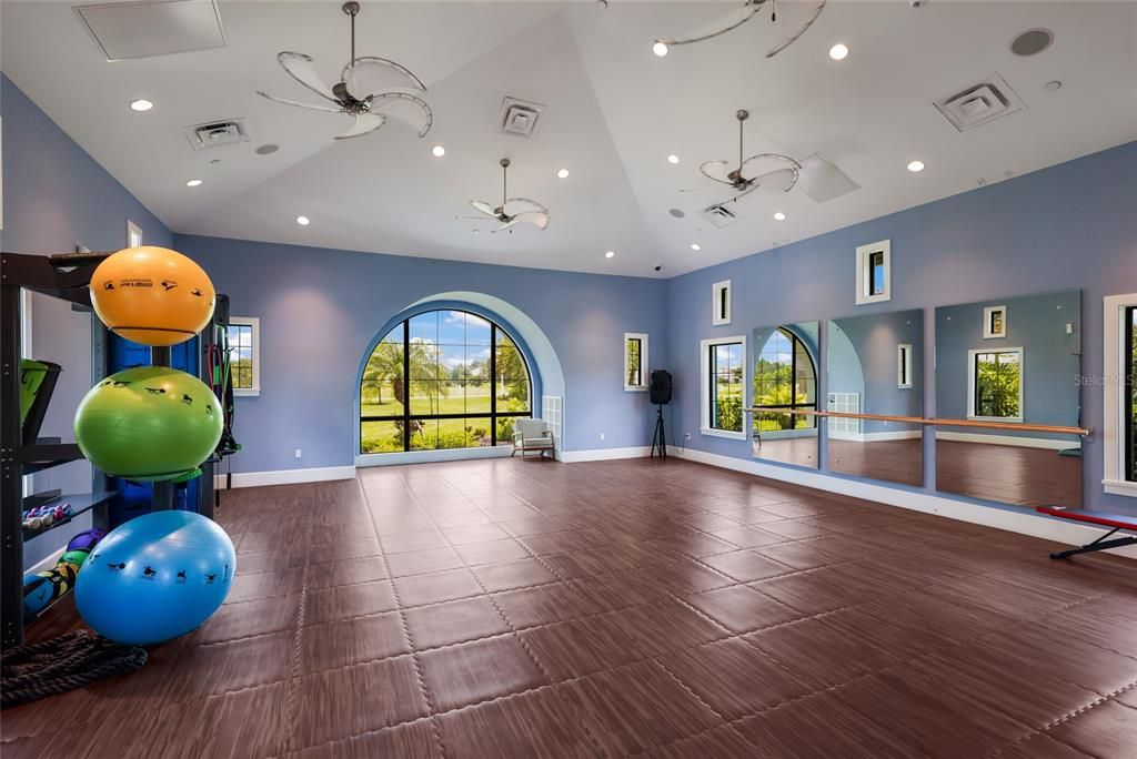 For Sale: $1,250,000 (3 beds, 3 baths, 2868 Square Feet)