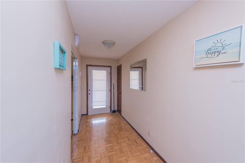 En Venta: $449,000 (3 camas, 3 baños, 2012 Pies cuadrados)