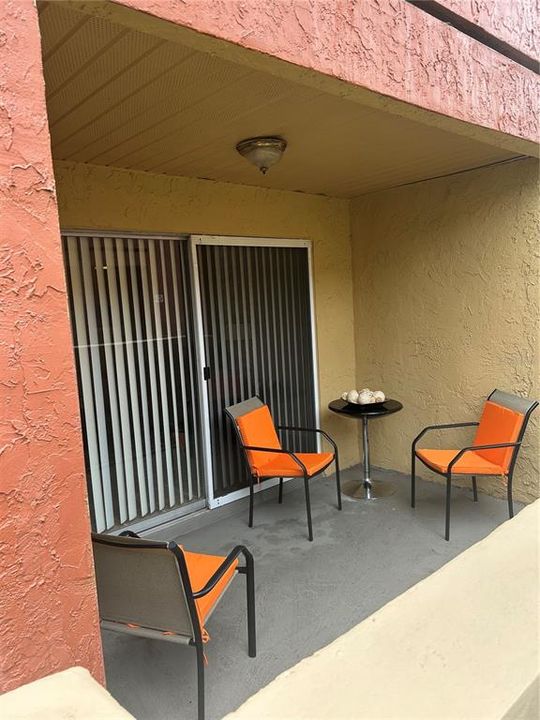 В аренду: $1,650 (2 спален, 2 ванн, 1126 Квадратных фут)