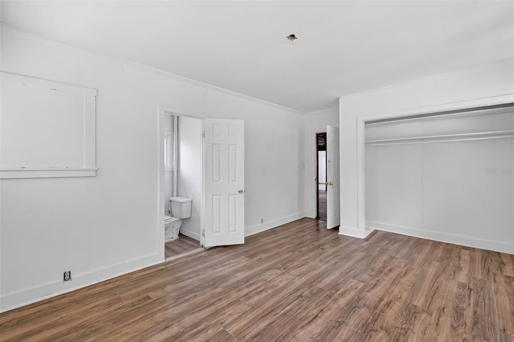 For Sale: $629,000 (0 beds, 0 baths, 5415 Square Feet)