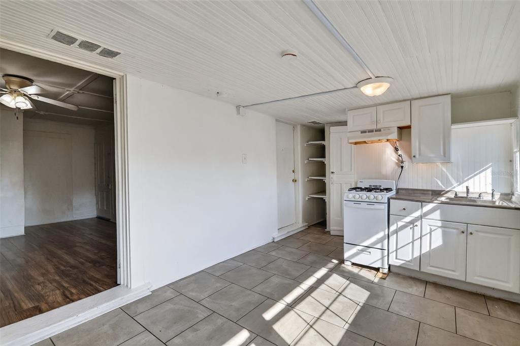 For Sale: $629,000 (0 beds, 0 baths, 5415 Square Feet)