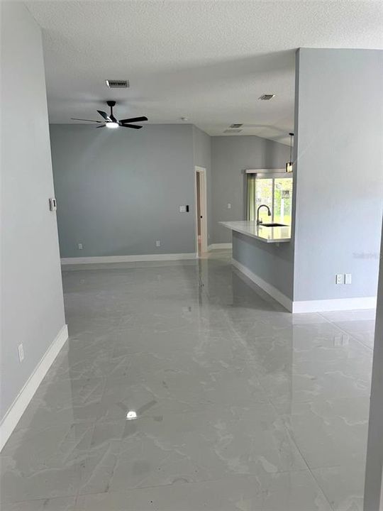 For Sale: $299,000 (4 beds, 2 baths, 1575 Square Feet)