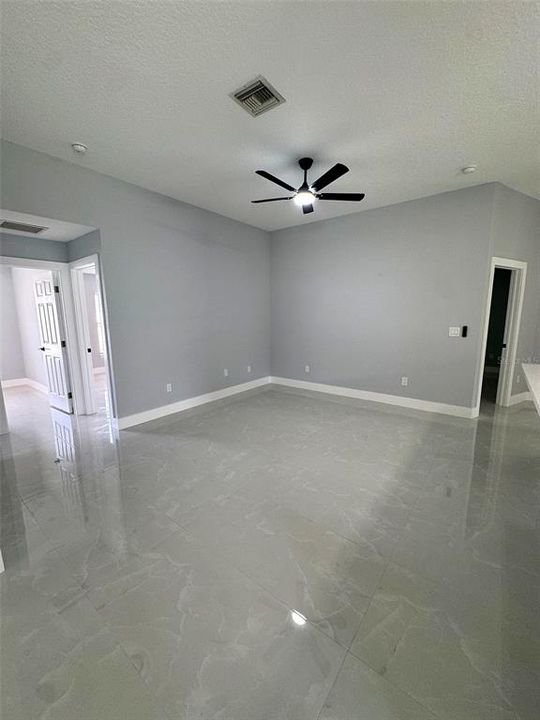 For Sale: $299,000 (4 beds, 2 baths, 1575 Square Feet)