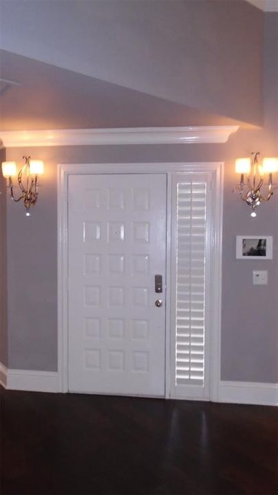 For Rent: $2,195 (2 beds, 2 baths, 1300 Square Feet)