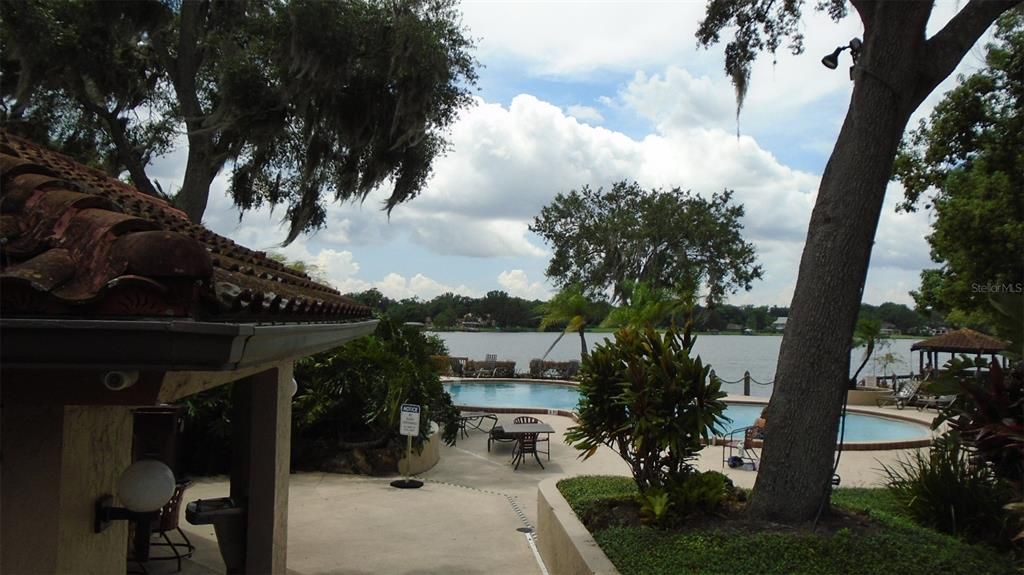 For Rent: $2,195 (2 beds, 2 baths, 1300 Square Feet)