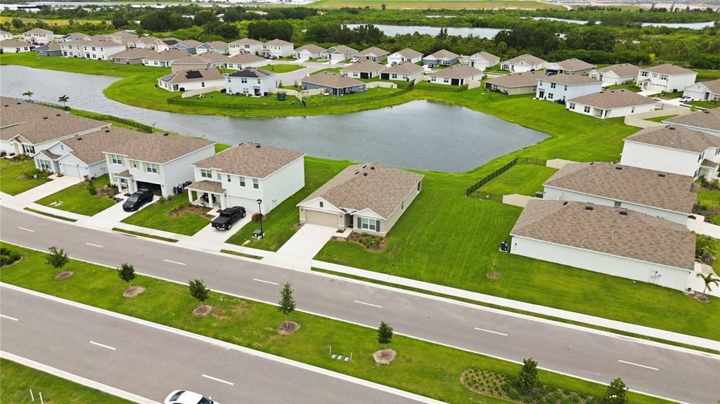 For Sale: $359,000 (4 beds, 2 baths, 1811 Square Feet)