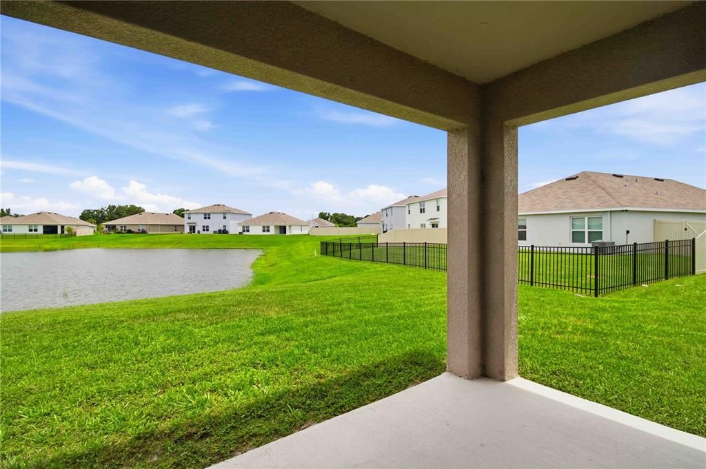 For Sale: $359,000 (4 beds, 2 baths, 1811 Square Feet)