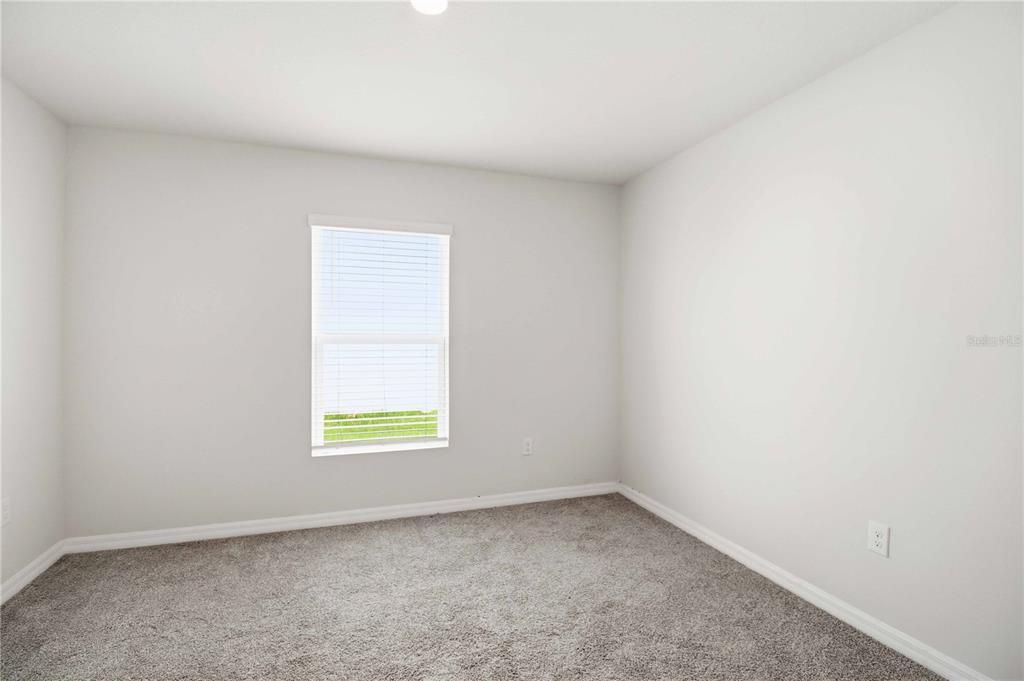 For Sale: $359,000 (4 beds, 2 baths, 1811 Square Feet)