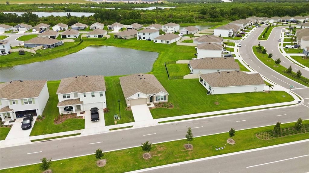 For Sale: $359,000 (4 beds, 2 baths, 1811 Square Feet)