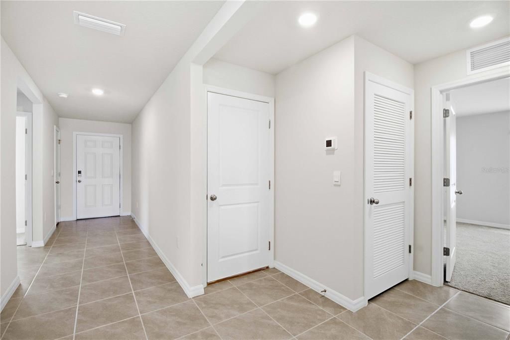 For Sale: $359,000 (4 beds, 2 baths, 1811 Square Feet)