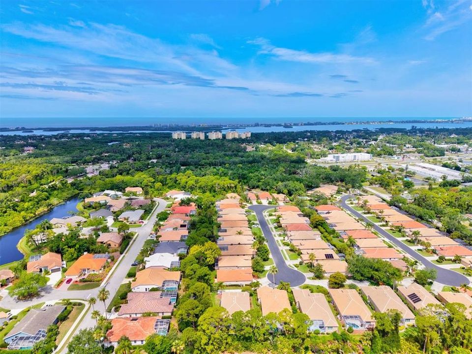 En Venta: $570,000 (3 camas, 2 baños, 2249 Pies cuadrados)