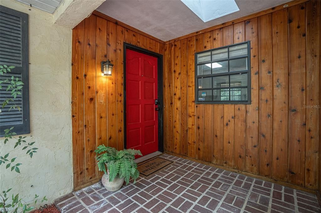 En Venta: $339,900 (3 camas, 2 baños, 1992 Pies cuadrados)