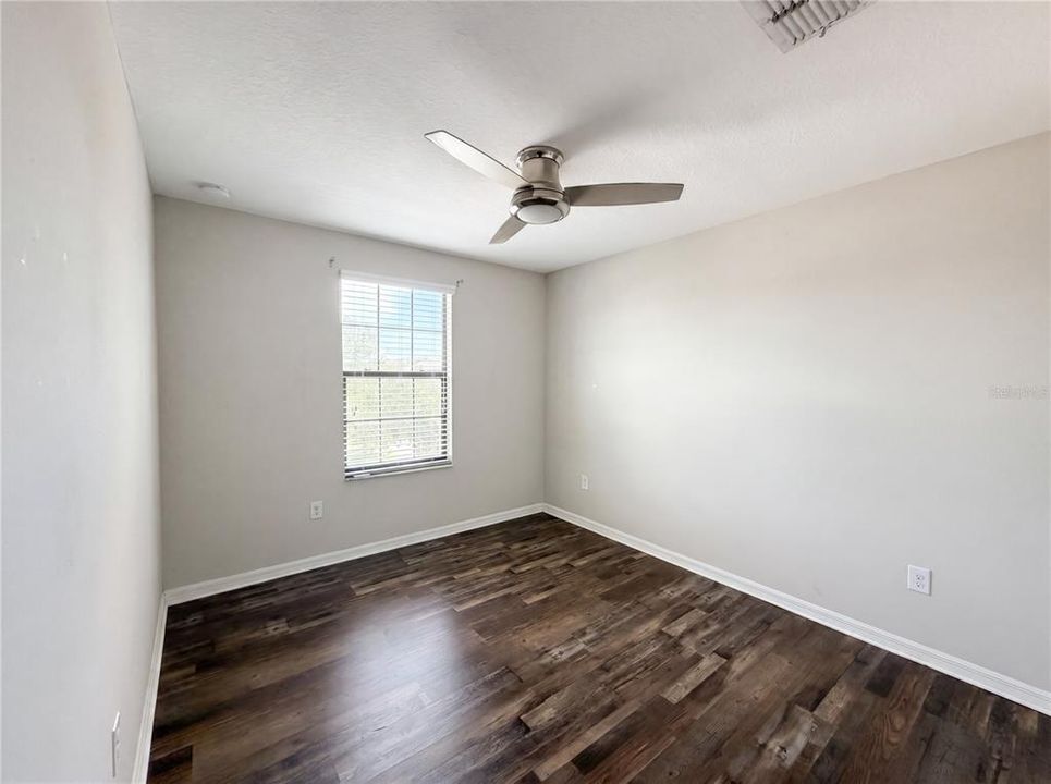 For Sale: $330,000 (4 beds, 2 baths, 1870 Square Feet)