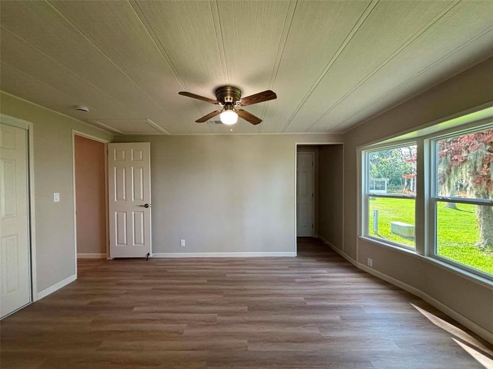 В аренду: $1,900 (2 спален, 2 ванн, 1092 Квадратных фут)