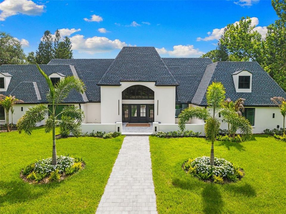 For Sale: $3,500,000 (5 beds, 5 baths, 5022 Square Feet)