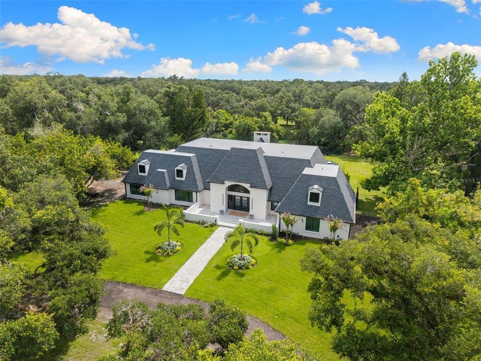 For Sale: $3,500,000 (5 beds, 5 baths, 5022 Square Feet)