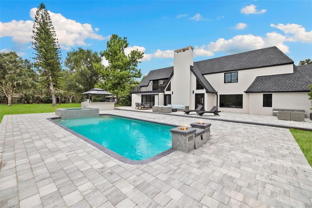 For Sale: $3,500,000 (5 beds, 5 baths, 5022 Square Feet)