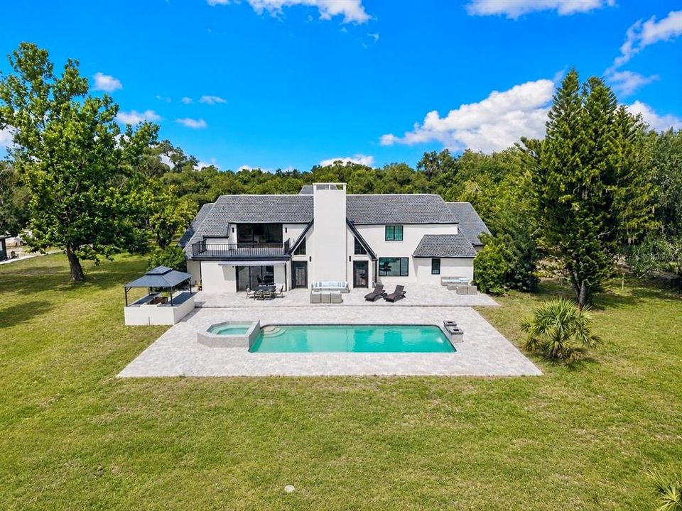 For Sale: $3,500,000 (5 beds, 5 baths, 5022 Square Feet)