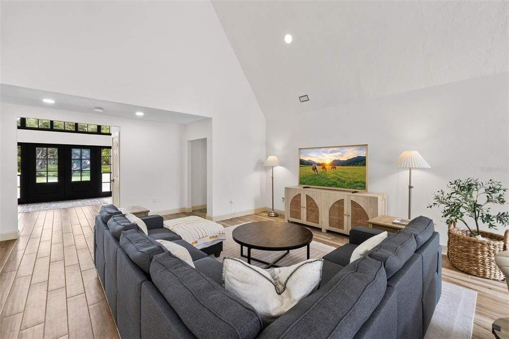 For Sale: $3,500,000 (5 beds, 5 baths, 5022 Square Feet)