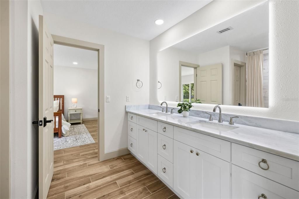 For Sale: $3,500,000 (5 beds, 5 baths, 5022 Square Feet)