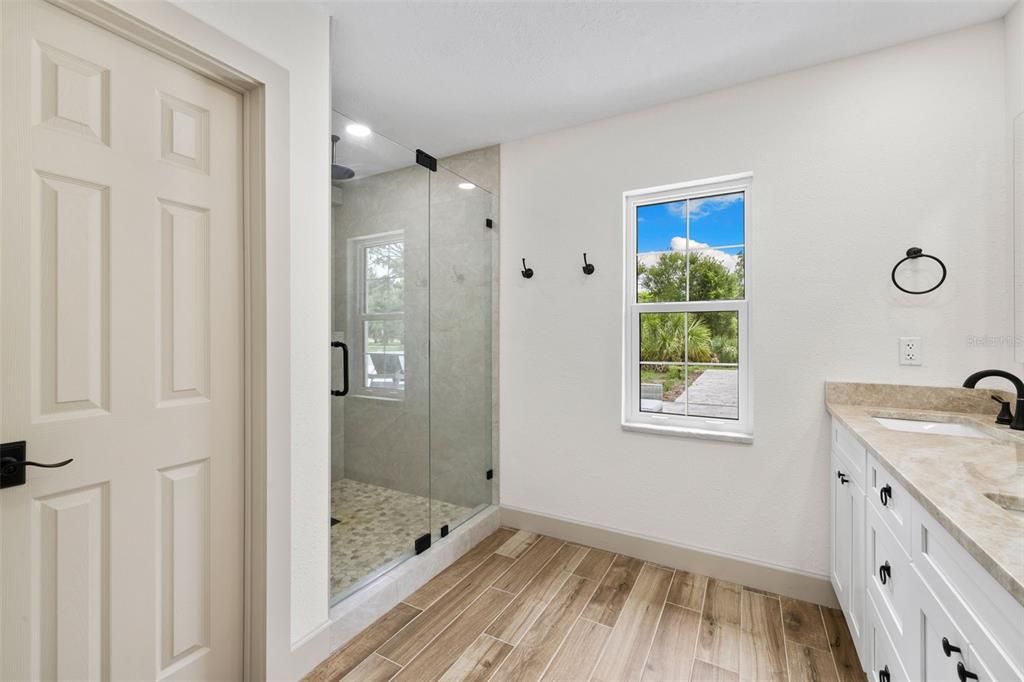 For Sale: $3,500,000 (5 beds, 5 baths, 5022 Square Feet)